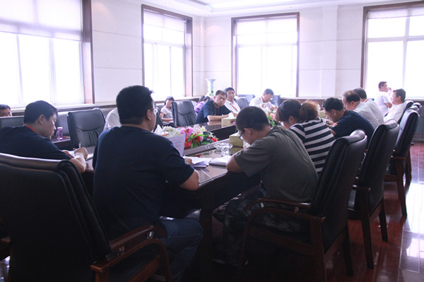 我校召开毕业生教育及离校工作会议