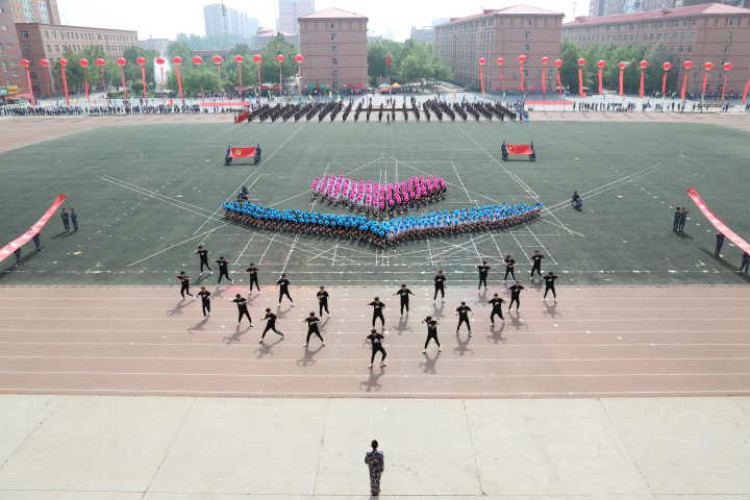 青春颂 竞技风 长城梦 ——我校2018年春季运动会隆重开幕