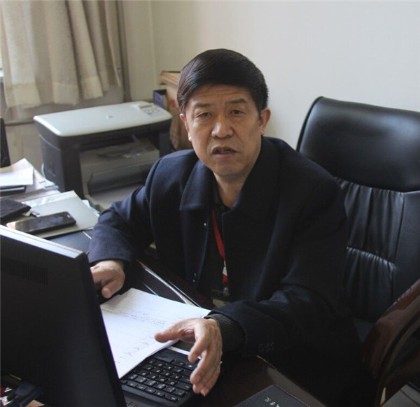 我校师生热议“两会”