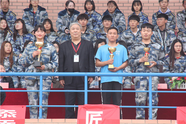 传运动之魂   承体育之志 ——我校2019年春季运动会圆满闭幕