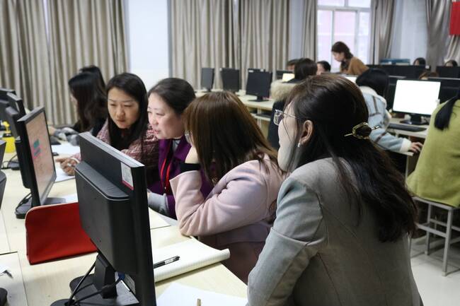 我校经济学院教师双双斩获第二届全国跨境电商专业教师实践教学能力竞赛团体一等奖