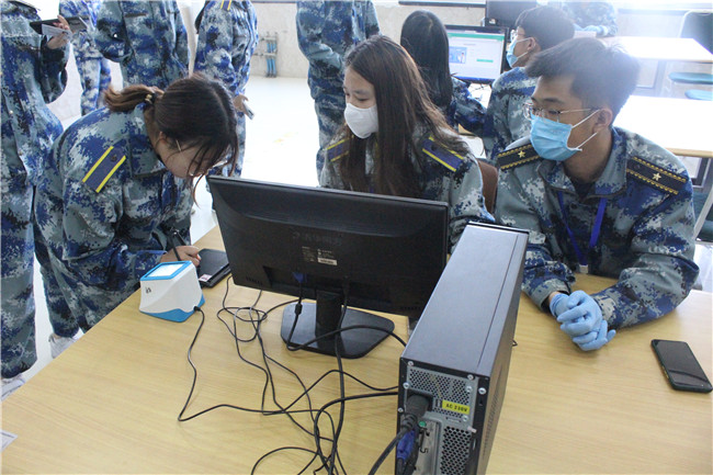 有序接种新冠疫苗 筑牢校园疫情防线 ——我校组织师生进行新冠疫苗接种