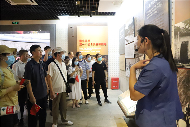 回顾历史溯根源 瞻仰先驱再起航——我校教职工党员再赴晋察冀边区革命纪念馆参观学习