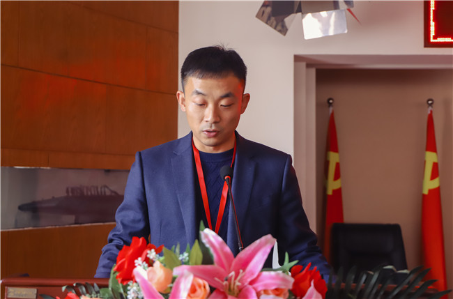 我校组织召开2021届毕业生就业工作总结表彰 暨2022届毕业生就业工作部署会