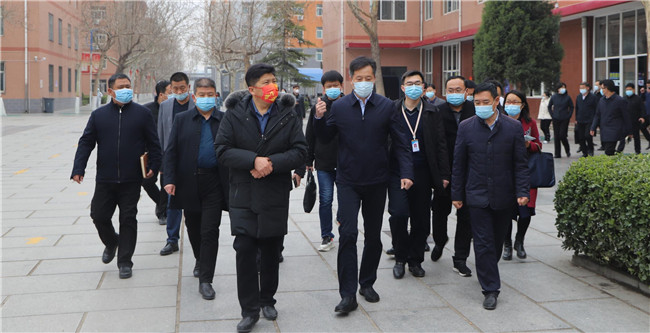 督查指导  防疫攻坚——市领导督导检查我校疫情防控工作