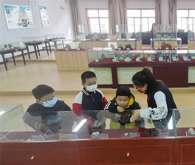 科普地学 用“心”传播