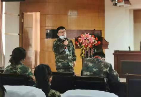 威廉体育williamhill召开学工周例会