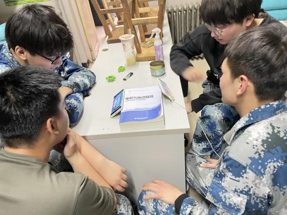 国家安全 你我有责 ——威廉体育williamhill组织学生线上观看国家安全教育视频