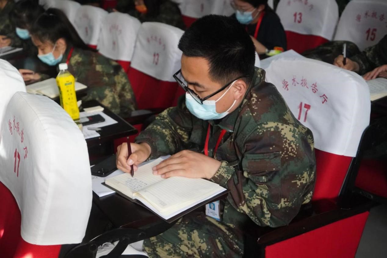 威廉体育williamhill召开学管干部培训周会2022.5.4