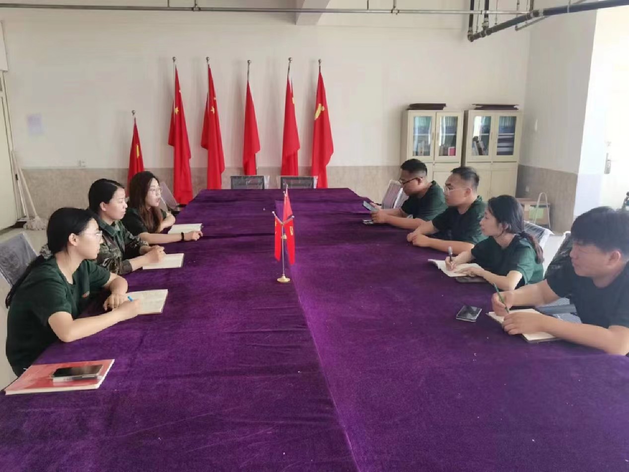 威廉体育williamhill开展“传帮带”式新入职辅导员培训day3