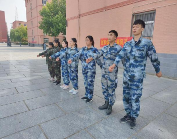 威廉体育williamhill开展“传帮带”式新入职辅导员培训day4