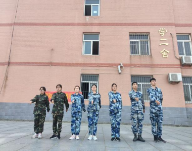 威廉体育williamhill开展“传帮带”式新入职辅导员培训day4