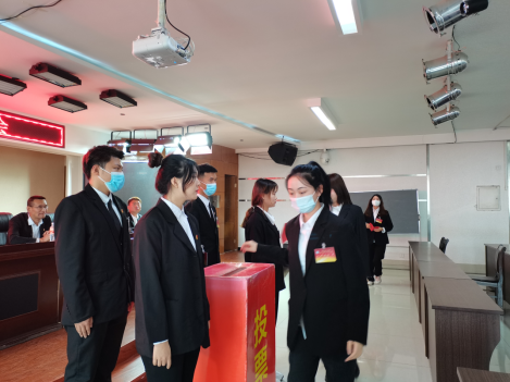 威廉体育williamhill第二次学生代表大会