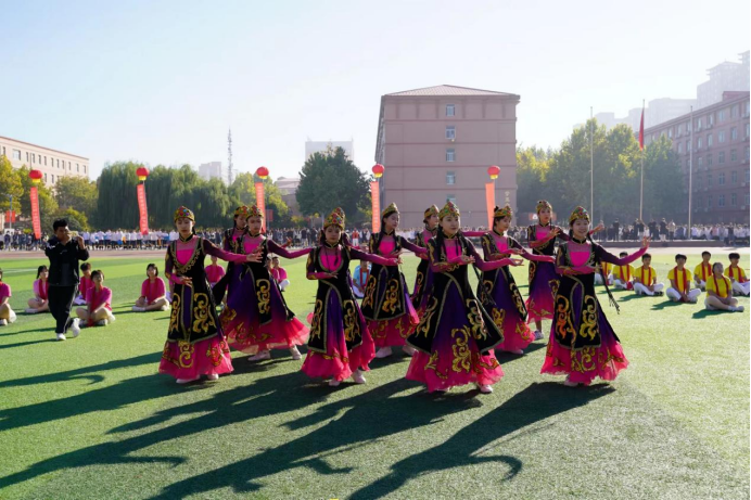 一起动感青春！威廉体育williamhill2023年秋季运动会圆满闭幕