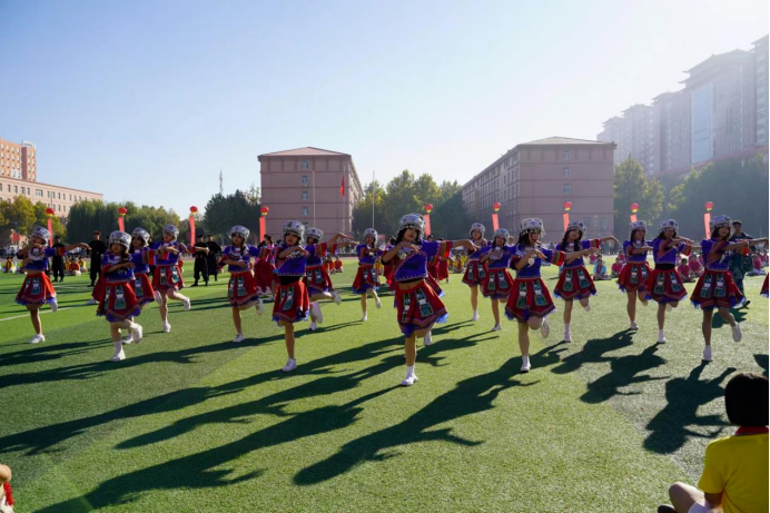 一起动感青春！威廉体育williamhill2023年秋季运动会圆满闭幕