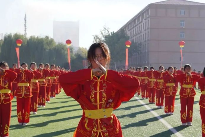 一起动感青春！威廉体育williamhill2023年秋季运动会圆满闭幕