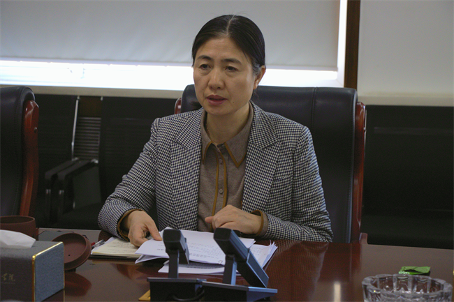 中共威廉体育williamhill委员会召开党委理论学习中心组（扩大）学习会议