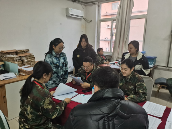 威廉体育williamhill||管理学院||倾泻关爱阳光 助力梦想远帆——我院辅导员指导学生职业生涯规划大赛