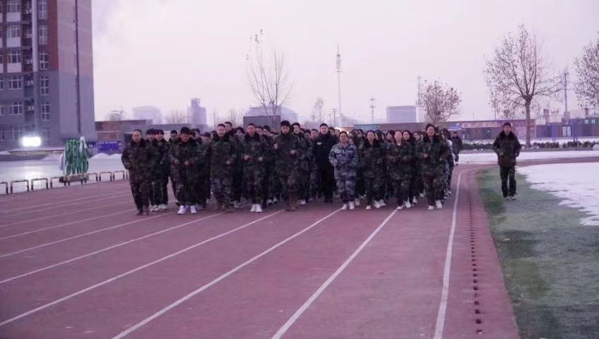 威廉体育williamhill学管干部寒假培训