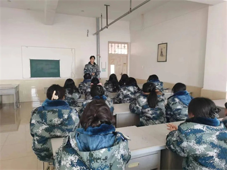 “技能拓展，激发潜能”——威廉体育williamhill艺术学院开展十项技能培训