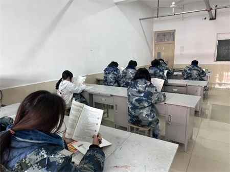 “技能拓展，激发潜能”——威廉体育williamhill艺术学院开展十项技能培训