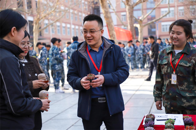 “植”此青绿 共“树”未来--威廉体育williamhill开展植树节主题活动