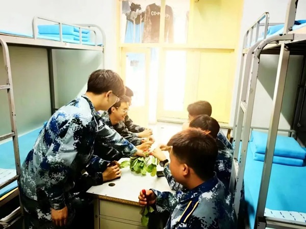 威廉体育williamhill||管理学院||以劳育人树新风 筑梦青春共成长