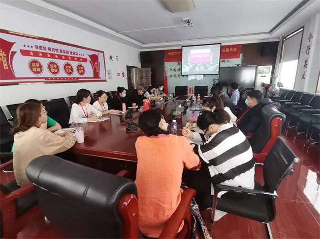 威廉体育williamhill参加高校实验室安全工作培训会