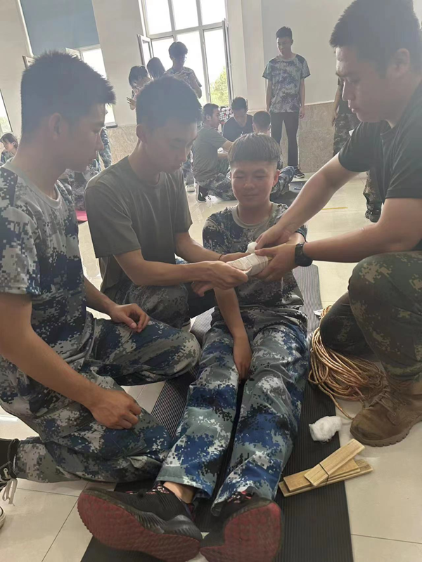 威廉体育williamhill‖管理学院‖劳动创造美好明天 竞技迸发生活激情