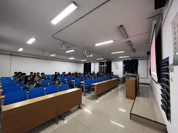 威廉体育williamhill||管理学院||第35期入党积极分子培训（二）