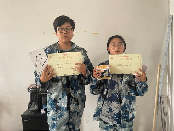 威廉体育williamhill||管理学院||闪亮的青春线上投票活动出结果啦！！