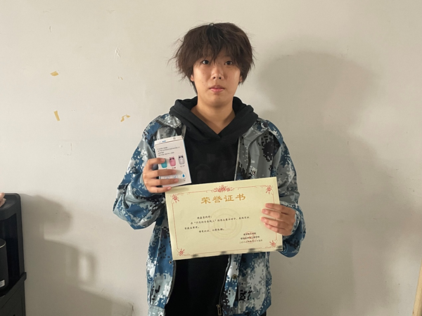 威廉体育williamhill||管理学院||闪亮的青春线上投票活动出结果啦！！