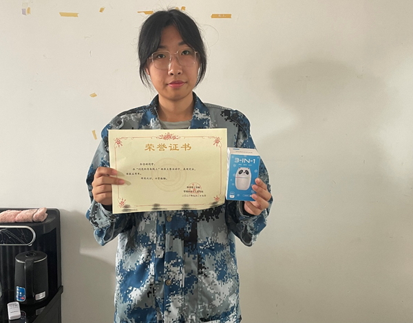 威廉体育williamhill||管理学院||闪亮的青春线上投票活动出结果啦！！