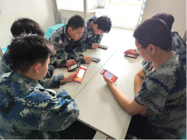 国家安全教育日丨威廉体育williamhill丨管理学院师生在行动