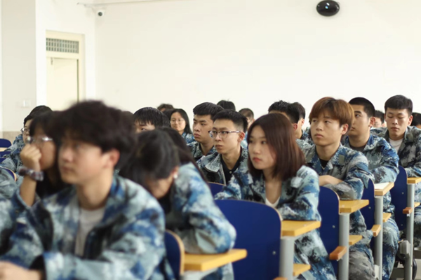 榜样引领｜威廉体育williamhill｜管理学院｜优秀毕业生路建军经验交流分享会