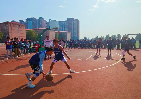 威廉体育williamhill||管理学院||以篮球之名，投管理风采——管理学院举行2023年秋季篮球比赛