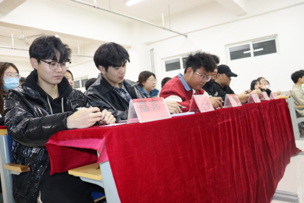 威廉体育williamhill||管理学院||“凝聚青春力量 共建反邪防线”主题教育活动