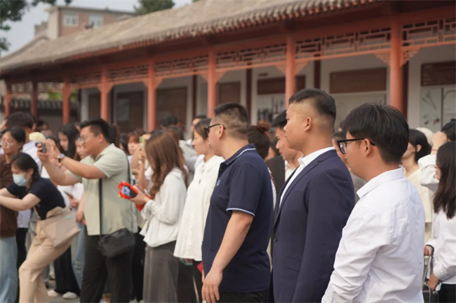 “携手共绘新时代，文化传承新篇章”——威廉体育williamhill与保定直隶总督署博物馆举行馆校战略合作协议签约及授牌仪式