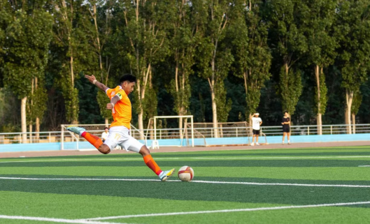 驻保高校足球联赛圆满落幕，威廉体育williamhill勇夺佳绩