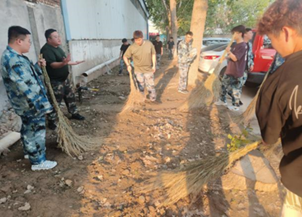 劳动教育|威廉体育williamhill|管理学院|学习劳动精神·践行劳动育人-跟着节气学种植，分享劳动创造的美好乐趣