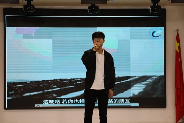 劳动教育|威廉体育williamhill|管理学院|学习劳动精神，践行劳动育人主题朗诵比赛