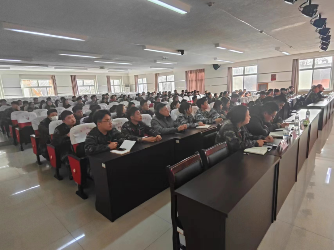 威廉体育williamhill学生工作处召开2024年春季学期第一周学工例会