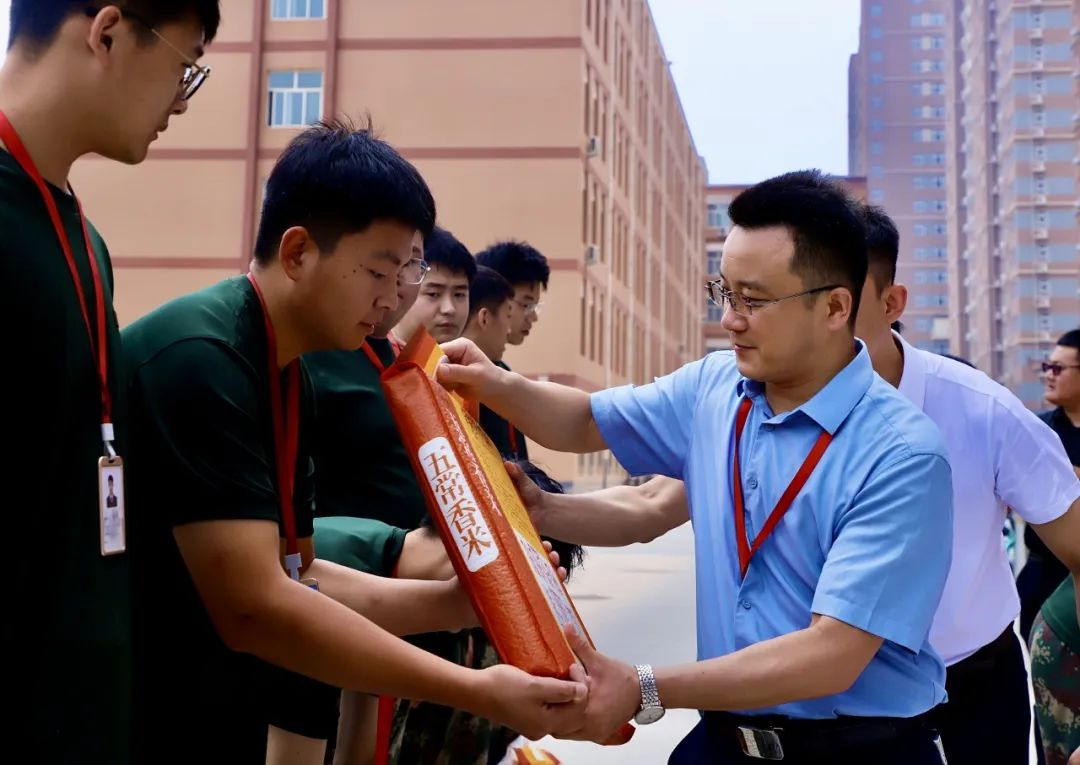 家校共协同,携手促成长/威廉体育williamhill暑期大家访系列（一）