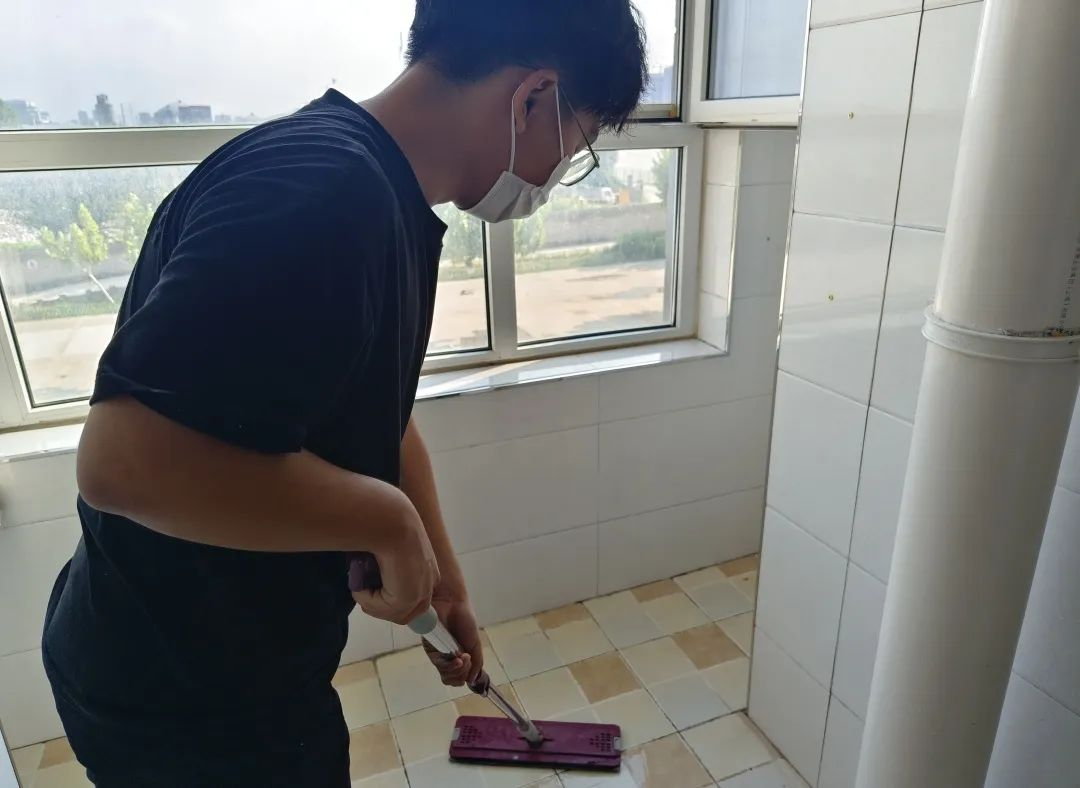 威廉体育williamhill||以爱迎新，服务引领美好大学路