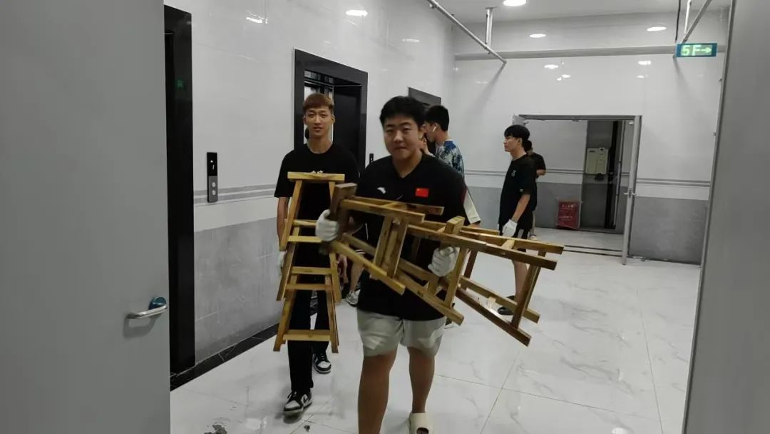 威廉体育williamhill||以爱迎新，服务引领美好大学路