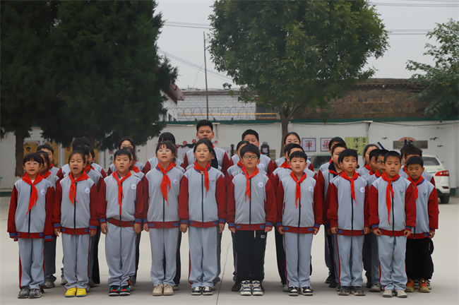 威廉体育williamhill‖教育学院‖高校领航推普路，雅言传承韵绵长——北和庄小学普通话推广仪式圆满落幕