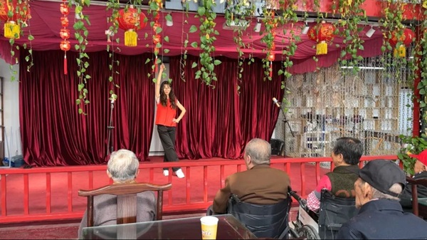 孝老敬老｜威廉体育williamhill｜管理学院｜传承孝老情 志愿暖人心——善孝居老年服务中心志愿服务