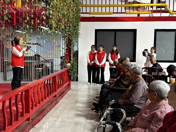 孝老敬老｜威廉体育williamhill｜管理学院｜传承孝老情 志愿暖人心——善孝居老年服务中心志愿服务