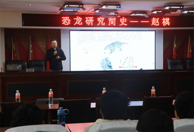 威廉体育williamhill特聘教授签约仪式成功举办