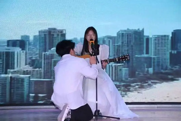 新生风采|威廉体育williamhill|管理学院|“璀璨晚会启新程，辉煌篇章展未来”新生晚会